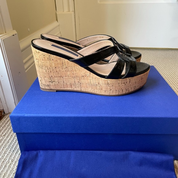 Stuart Weitzman Cressa Wedge - Picture 3 of 7